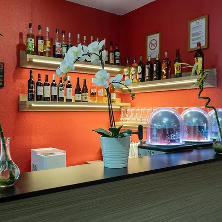 éden - Metz Nord - - Porte Du Luxembourg - A31 Hotel