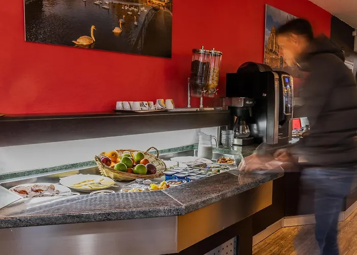 Eden - Metz Nord - - Porte Du Luxembourg - A31 Hotel 3*